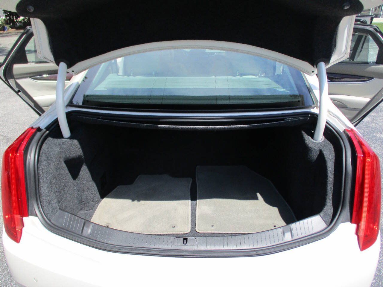 Used 2013 Cadillac XTS Platinum FWD image 26