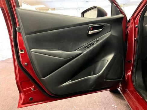 Used 2020 Toyota Yaris LE FWD image 22