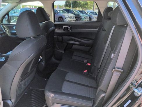 Used 2026 Kia Sorento LX FWD image 13