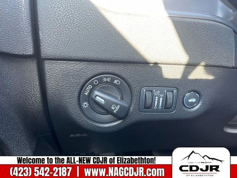 New 2023 Dodge Charger SXT image 31