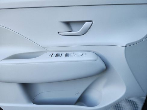 New 2026 Hyundai Kona SE FWD image 22