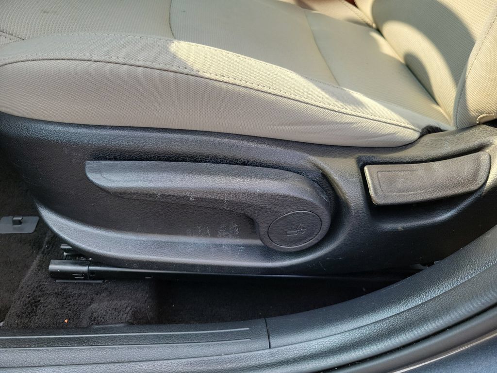 Used 2023 Kia Forte LXS FWD image 20