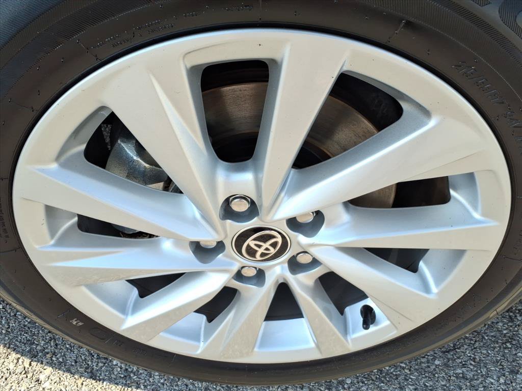 Used 2024 Toyota Camry LE FWD image 11