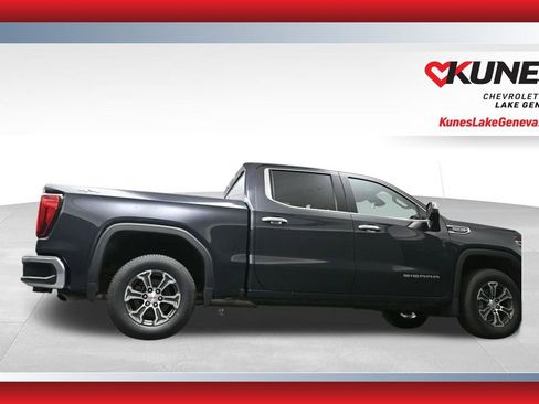 Used 2024 GMC Sierra 1500 SLT AWD/4WD image 20
