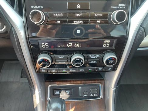 Used 2020 Subaru Ascent Touring w/ Popular Package #3 AWD/4WD image 28