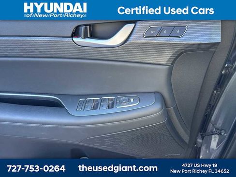 Used 2023 Hyundai Palisade Limited image 11