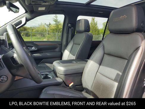 Certified 2023 Chevrolet Suburban High Country AWD/4WD image 6