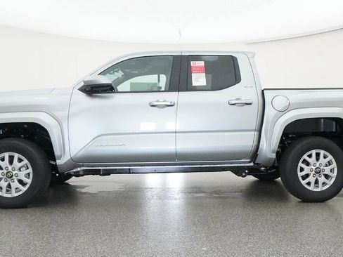 New 2026 Toyota Tacoma SR5 AWD/4WD image 19
