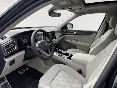New 2026 Volkswagen Atlas SEL Premium R-Line AWD/4WD image 9