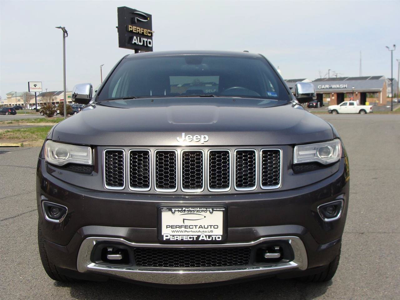 Used 2014 Jeep Grand Cherokee Overland AWD/4WD image 2