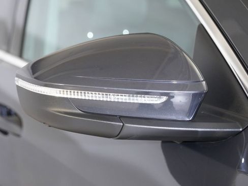 Used 2025 Audi Q5 Premium Plus w/ Premium Plus image 27