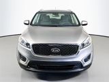 Used 2017 Kia Sorento LX image 2