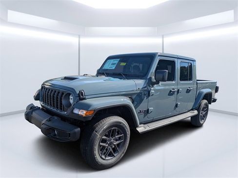 New 2025 Jeep Gladiator Sport image 7