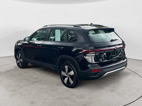 Used 2025 Volkswagen Taos S AWD/4WD image 3