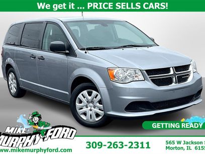 Used 2020 Dodge Grand Caravan SE w/ UConnect Hands-Free Group