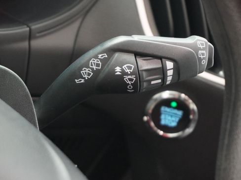 Used 2024 Ford Edge SE image 22