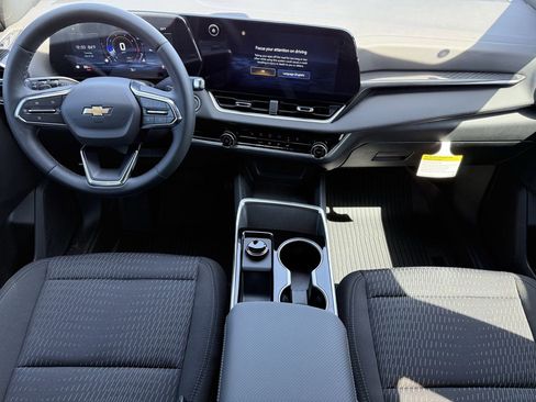 New 2026 Chevrolet Equinox LT w/ Safety and Technology Package image 10