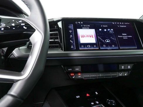 New 2026 Audi Q4 e-tron Premium image 12