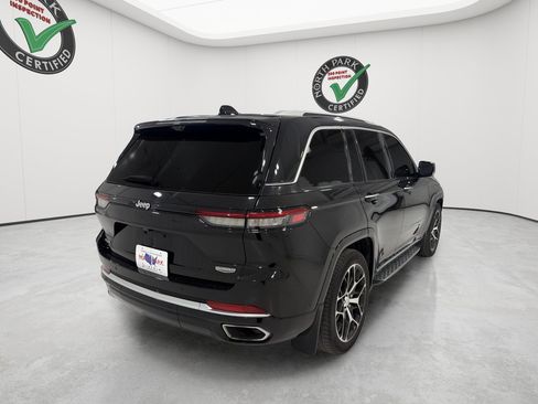 Used 2023 Jeep Grand Cherokee Summit AWD/4WD image 5