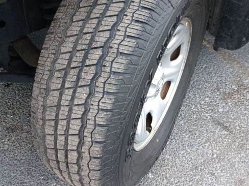 Used 2017 Nissan Frontier S image 22