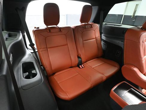 Used 2025 Lincoln Aviator Reserve w/ Equipment Group 201A image 55
