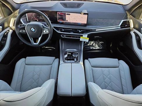 New 2026 BMW X5 xDrive50e w/ Parking Assistance Package image 17