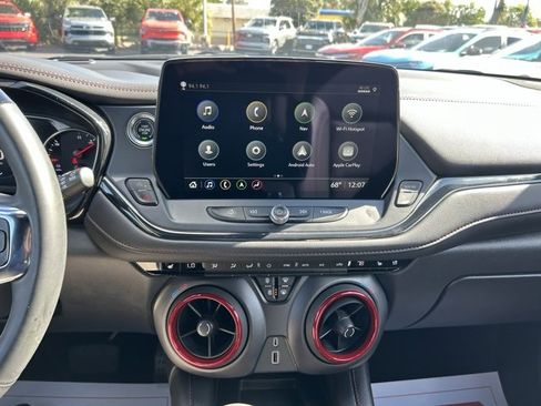 Used 2023 Chevrolet Blazer RS w/ Enhanced Convenience Package image 24