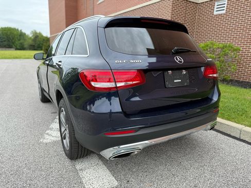 Used 2018 Mercedes-Benz GLC 300 4MATIC image 12