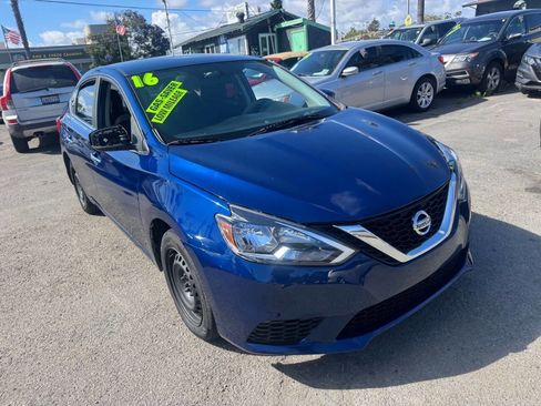 Used 2016 Nissan Sentra SV FWD image 1