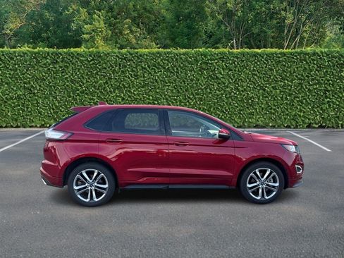 Used 2018 Ford Edge Sport w/ Equipment Group 401A AWD/4WD image 2
