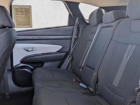 Used 2024 Hyundai Tucson SEL image 16