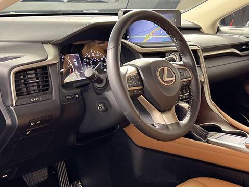 Used 2021 Lexus RX 350L Premium w/ Premium Package AWD/4WD image 17