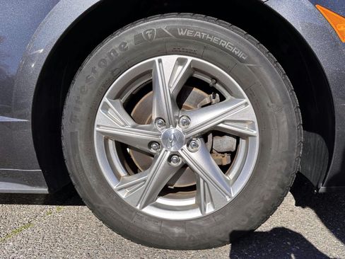 Used 2023 Hyundai Sonata SE w/ Cargo Package FWD image 6