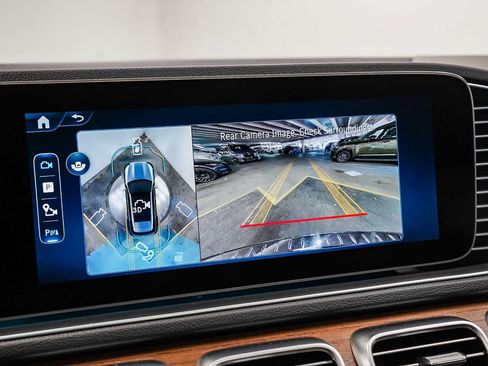 Used 2025 Mercedes-Benz GLE 450 4MATIC image 26