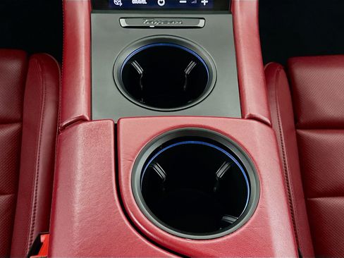 Used 2022 Porsche Taycan 4S image 15