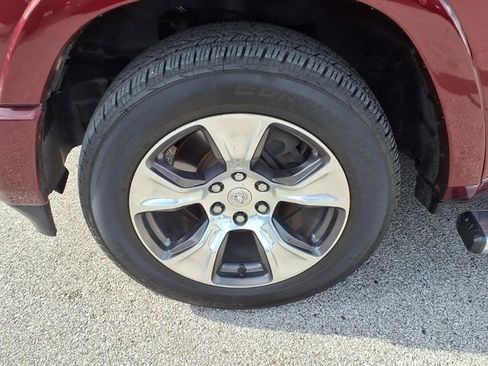 Used 2019 RAM 1500 Laramie w/ Sport Appearance Package AWD/4WD image 24