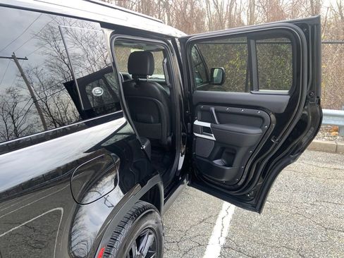 Certified 2024 Land Rover Defender 110 S image 20