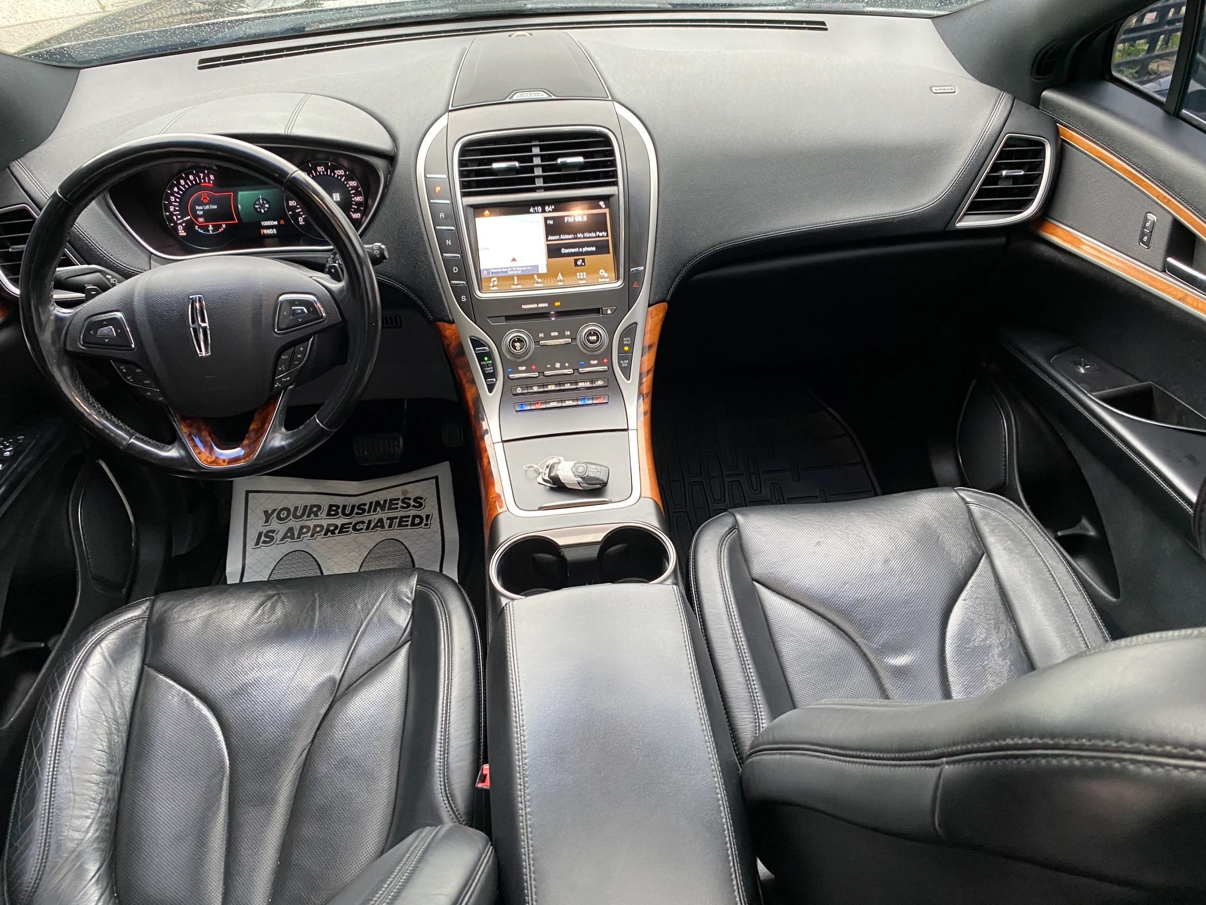 Used 2016 Lincoln MKX Reserve w/ Equipment Group 102A AWD/4WD image 4