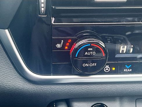 Used 2026 Nissan Rogue Platinum w/ Platinum Premium Package image 21