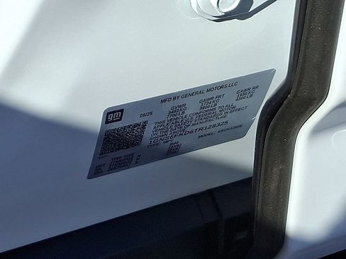 New 2026 Chevrolet Suburban Premier image 10