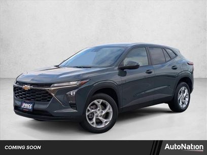 Used 2025 Chevrolet Trax LS w/ LS Convenience Package