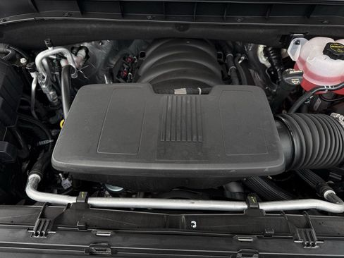 New 2026 Chevrolet Suburban LT w/ Comfort Package image 23