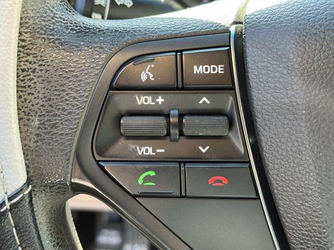 Used 2015 Hyundai Sonata SE FWD image 14