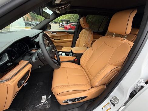New 2026 Jeep Grand Cherokee Summit AWD/4WD image 14