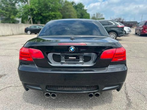 Used 2011 BMW M3 Convertible RWD image 6