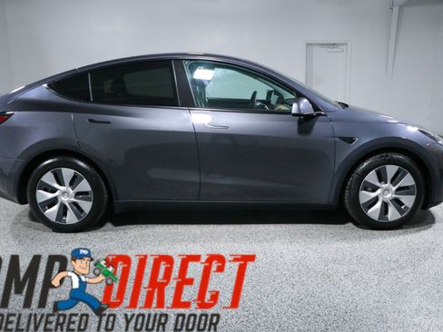 Used 2020 Tesla Model Y Long Range AWD/4WD image 6