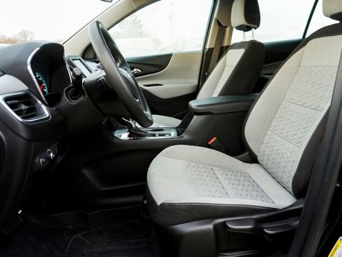 Used 2023 Chevrolet Equinox LS image 12