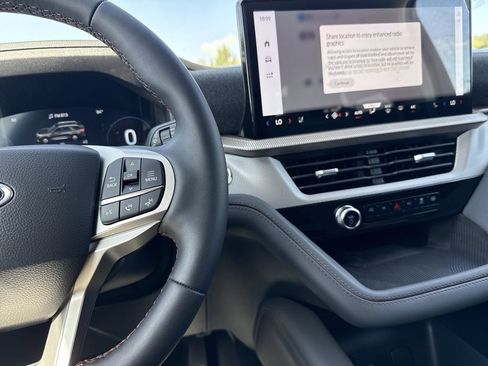 New 2026 Ford Explorer Active w/ Active Comfort Package RWD image 19