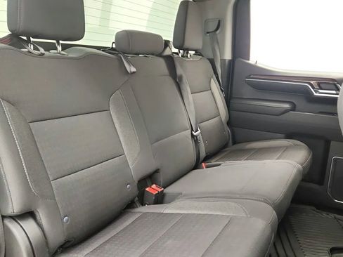 Used 2022 Chevrolet Silverado 1500 LT image 38