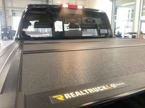 Used 2025 Nissan Frontier PRO-4X w/ Pro Premium Package image 27